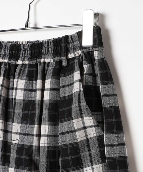 PAGEBOY（ページボーイ）の「イージーグランパンツ 【ドロスト＆ワイドの２WAY仕様】（スウェットパンツ・レディース・ブラック/ブラウン・FREE）」の21枚目の写真