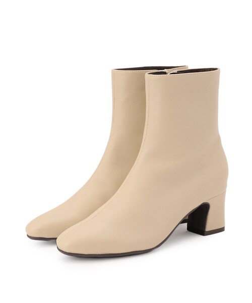 grove(グローブ)の「アーモンドトゥヒールブーツ(ブーツ・レディース・ブラック/ベージュ/ダークブラウン・M/L/S)」の1枚目の写真