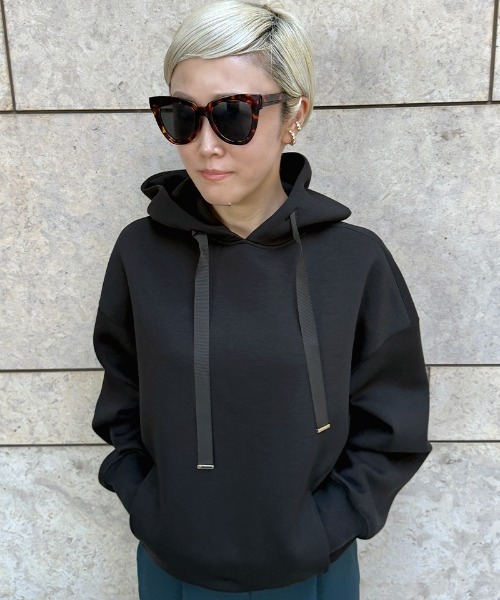 JENNE(ジェンヌ)の「日本製リラックスフーディー(その他トップス・レディース・グレー/アイボリー/ブラック/ネイビー・SMALL/MEDIUM/LARGE)」の1枚目の写真