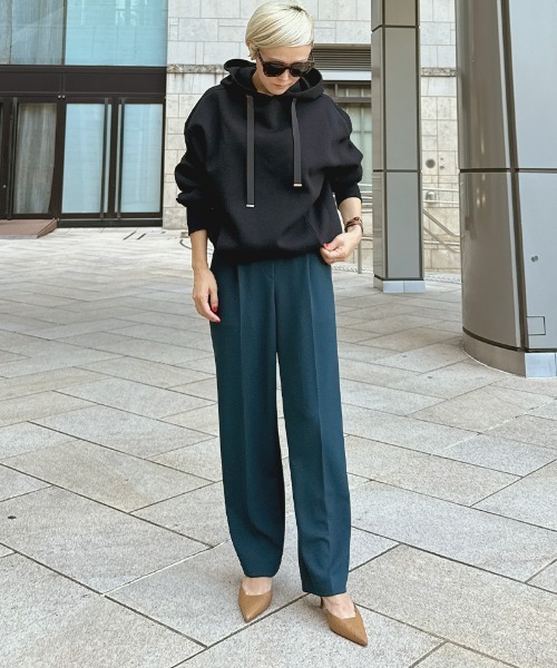 JENNE(ジェンヌ)の「日本製リラックスフーディー(その他トップス・レディース・グレー/アイボリー/ブラック/ネイビー・SMALL/MEDIUM/LARGE)」の5枚目の写真