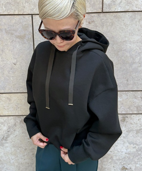 JENNE(ジェンヌ)の「日本製リラックスフーディー(その他トップス・レディース・グレー/アイボリー/ブラック/ネイビー・SMALL/MEDIUM/LARGE)」の9枚目の写真