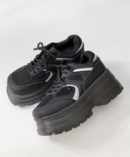 LOVEHUNTER(ラブハンター)の「LOVEHUNTER/+8cm 軽量厚底 トリプルソール スクエアメッシュスニーカー(2251)(スニーカー・レディース・シルバー/ブラック/ホワイト・SS/S/M/L/LL/3L)」の13枚目の写真
