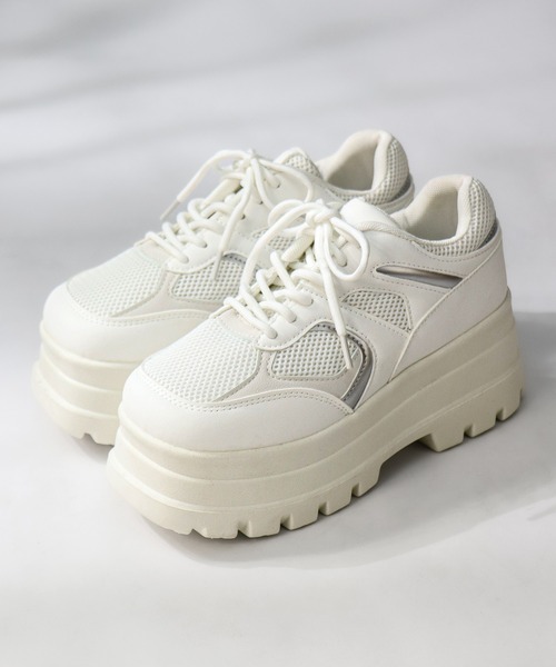 LOVEHUNTER(ラブハンター)の「LOVEHUNTER/+8cm 軽量厚底 トリプルソール スクエアメッシュスニーカー(2251)(スニーカー・レディース・シルバー/ブラック/ホワイト・SS/S/M/L/LL/3L)」の9枚目の写真