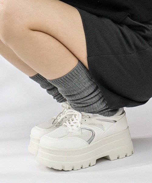 LOVEHUNTER(ラブハンター)の「LOVEHUNTER/+8cm 軽量厚底 トリプルソール スクエアメッシュスニーカー(2251)(スニーカー・レディース・シルバー/ブラック/ホワイト・SS/S/M/L/LL/3L)」の14枚目の写真