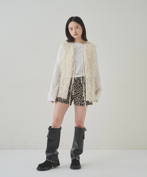 WHO'S WHO gallery（フーズフーギャラリー）の「チュールフリンジベスト（ベスト・レディース・ブラック/アイボリー・FREE）」の17枚目の写真