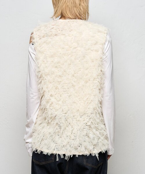 WHO'S WHO gallery（フーズフーギャラリー）の「チュールフリンジベスト（ベスト・レディース・ブラック/アイボリー・FREE）」の19枚目の写真