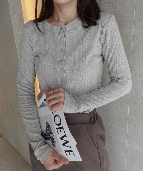 CORNERS(コーナーズ)の「ヘンリーネックスリムフィットロンT(Tシャツ/カットソー・レディース・ブラック/ホワイト/グレー・M)」の10枚目の写真