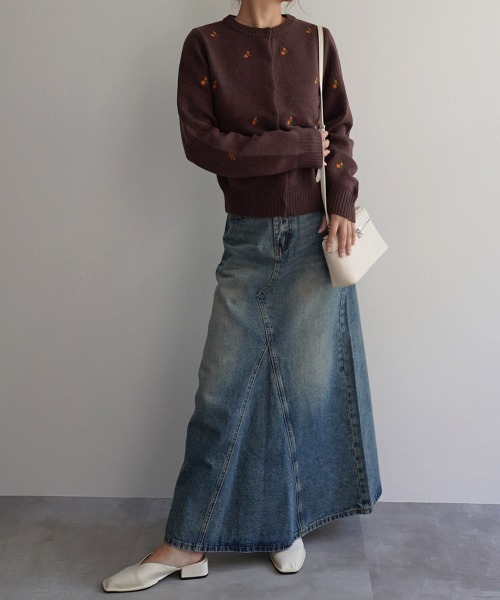 Rashik(ラシク)の「【Rashik】Aラインフレアデニムスカート ロング 夏 フレア デニム(デニムスカート・レディース・ブルー/ブラック/インディゴブルー/ライトブルー・S/M)」の16枚目の写真