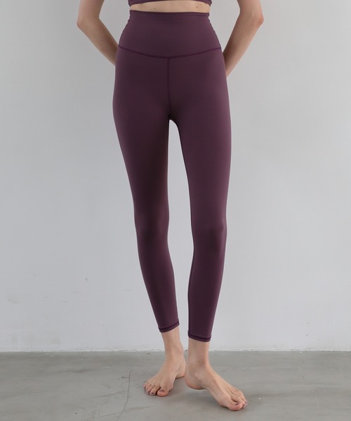 Julier Yoga and Relax(ジュリエヨガアンドリラックス)の「Julier (定番)プレミアムフロースーパーハイレギンス(レギンス/スパッツ・レディース・プラム/ダークブルー/グレー・1/0)」の3枚目の写真