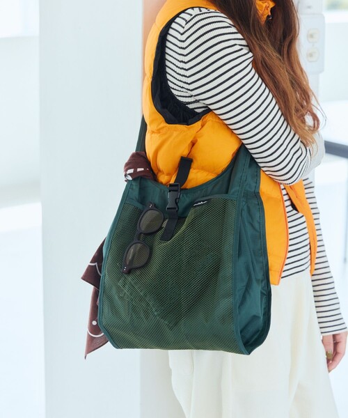 Nahe(ネーエ)の「nahe/ネーエ SHOPPER S エコバッグ(エコバッグ/サブバッグ・メンズ・イエロー/レッド/グリーン/ブルー/ブラック・ONE SIZE)」の11枚目の写真