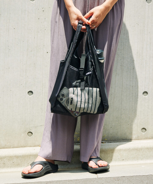 Nahe(ネーエ)の「nahe/ネーエ SHOPPER S エコバッグ(エコバッグ/サブバッグ・メンズ・イエロー/レッド/グリーン/ブルー/ブラック・ONE SIZE)」の19枚目の写真