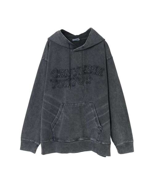 CONVERSE TOKYO(コンバーストウキョウ)の「PATCHWORK LOGO HOODIE(パーカー・レディース・パープル/ボルドー/ブラック・SMALL/MEDIUM)」の2枚目の写真