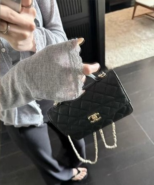 MEMECLE（メメクル）の「【 MEMECLE / メメクル 】シンプル フリル クルーネックカーディガン（カーディガン/ボレロ・レディース・ネイビー/ホワイト/グレー・SMALL/MEDIUM）」の10枚目の写真