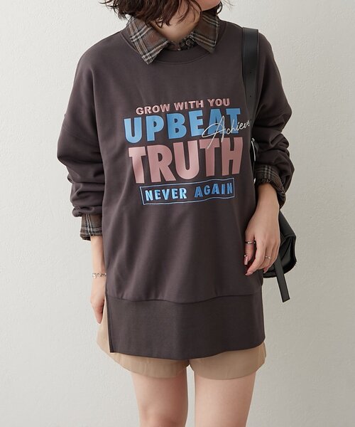 NUNIFE(ユニフィー)の「【NUNIFE】サイドスリット多色ロゴスウェット(スウェット・レディース・ブラウン/トップグレー/アイボリー/スミクロ・FREE)」の13枚目の写真