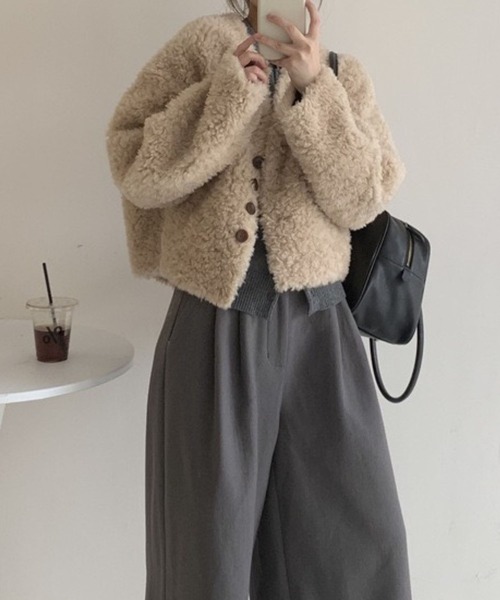 CADBURY（キャドバリー）の「Vネックボアジャケット（ノーカラー