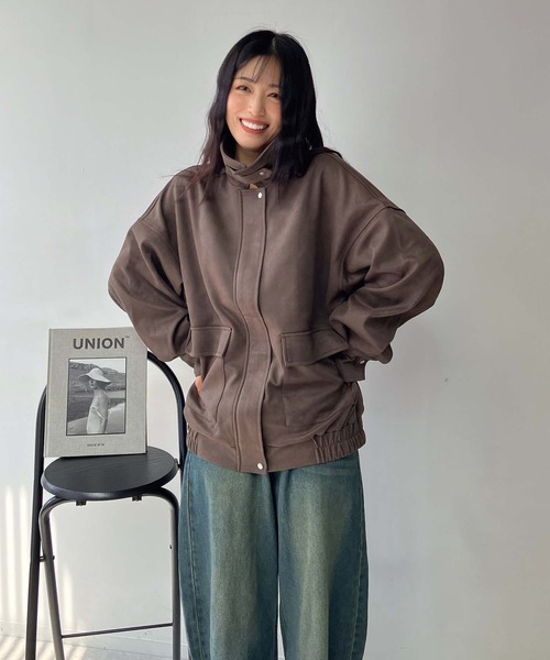 AS KNOW AS plus（アズノゥアズプラス）の「♪ダブルポケット付き　スウェード ゆったりシルエットブルゾン（ブルゾン・レディース・チャコールグレー/ブラウン/キャメル/グレイッシュベージュ・FREE）」の9枚目の写真