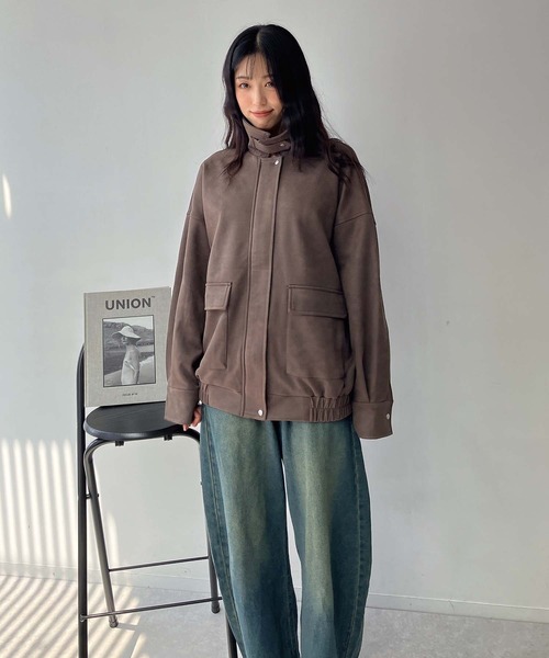 AS KNOW AS plus（アズノゥアズプラス）の「♪ダブルポケット付き　スウェード ゆったりシルエットブルゾン（ブルゾン・レディース・チャコールグレー/ブラウン/キャメル/グレイッシュベージュ・FREE）」の21枚目の写真