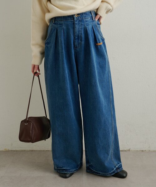 Omekashi（オメカシ）の「ダブルタックデニムパンツ（デニムパンツ・レディース・ブルー/オフホワイト・38/36）」の15枚目の写真