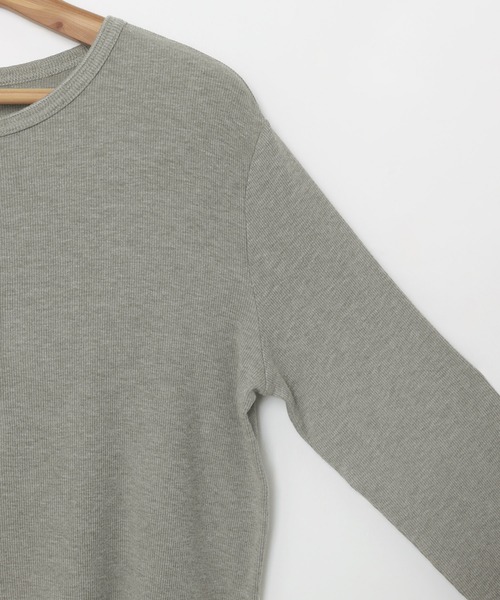 evernavy（エバーネイビー）の「テレコリブヘンリーネック長袖Tシャツ（Tシャツ/カットソー・レディース・ブラック/チョコ/グレー/ホワイト・M）」の17枚目の写真