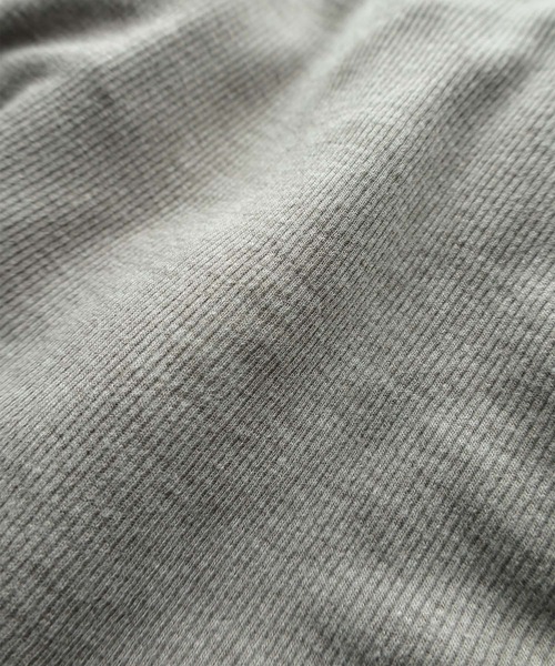 evernavy（エバーネイビー）の「テレコリブヘンリーネック長袖Tシャツ（Tシャツ/カットソー・レディース・ブラック/チョコ/グレー/ホワイト・M）」の14枚目の写真