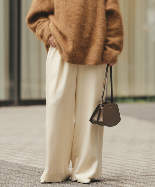 plage（プラージュ）の「double satin minimal パンツ（その他パンツ・レディース・アイボリー/モカ・34/36/38）」の11枚目の写真