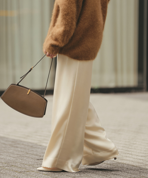 plage（プラージュ）の「double satin minimal パンツ（その他パンツ・レディース・アイボリー/モカ・34/36/38）」の12枚目の写真