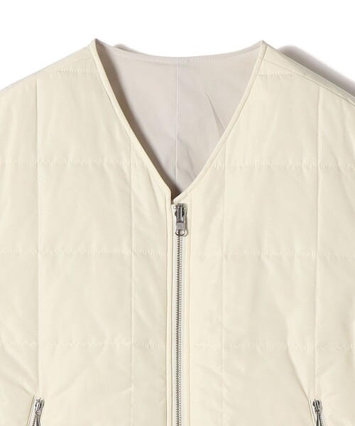 SHIPS(シップス)の「SHIPS Primary Navy Label:〈手洗い可能〉スクエア キルト リバーシブル ジレ(ベスト・レディース・ブラック/ナチュラル・ONE SIZE)」の7枚目の写真