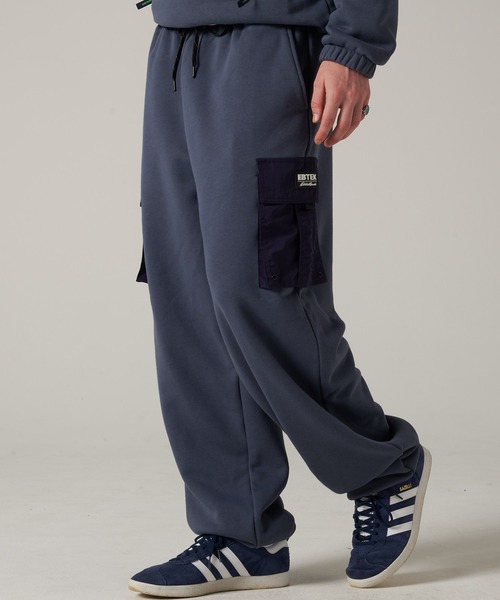 Eddie Bauer（エディーバウアー）の「EBTEK スウェット カーゴパンツ（カーゴパンツ・メンズ・アッシュブラウン/グレー・XL/L/M）」の2枚目の写真
