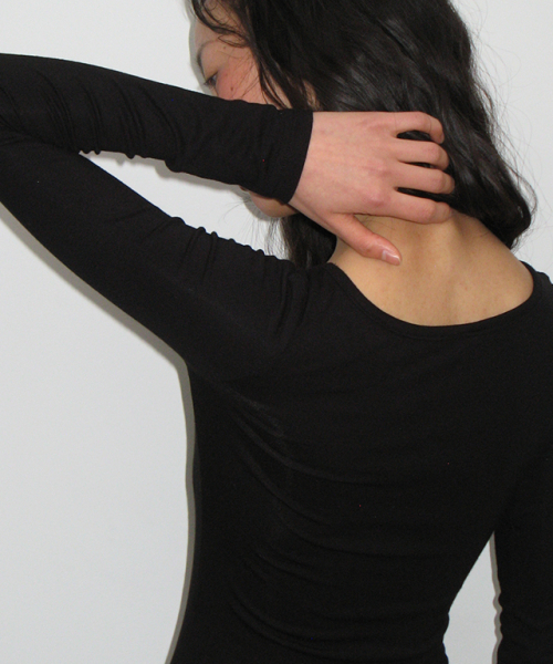RONRON(ロンロン)の「SHIRRING BUSTIER LONG SLEEVE T SHIRT BLACK(Tシャツ/カットソー・レディース・その他・FREE)」の5枚目の写真