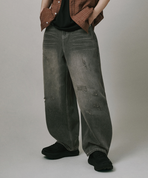 Verdnt（バーダント）の「スレッチウォッシュバルーンデニムパンツ[デザートブラック]（デニムパンツ・レディース・ブラック・SMALL/MEDIUM/LARGE/X-LARGE）」の4枚目の写真
