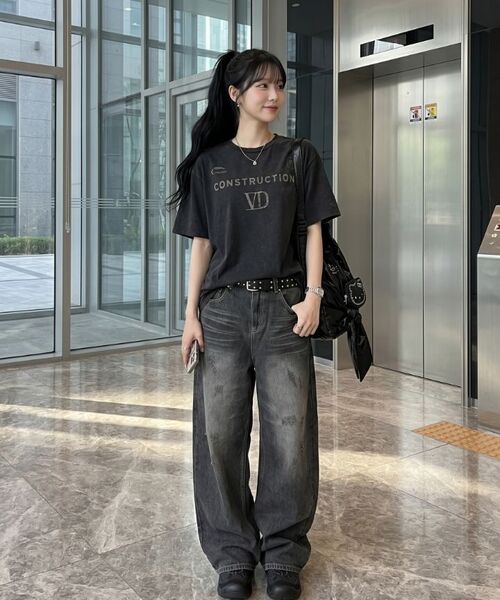 Verdnt（バーダント）の「スレッチウォッシュバルーンデニムパンツ[デザートブラック]（デニムパンツ・レディース・ブラック・SMALL/MEDIUM/LARGE/X-LARGE）」の9枚目の写真