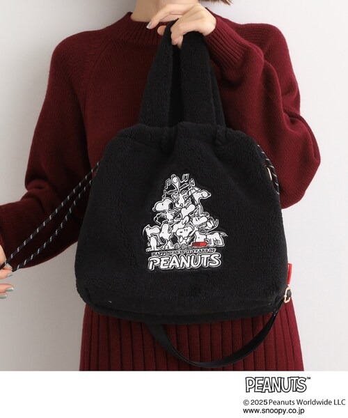 PEANUTS(ピーナッツ)の「【PEANUTS】ボア巾着トート(トートバッグ・レディース・ブラック/アイボリー/グレー/チャコールグレー・00)」の1枚目の写真