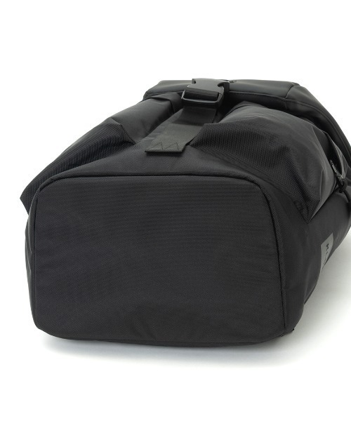 KLON(クローン)の「KLON MATTE COATED RUCK SACK-VAN BLACK(バックパック/リュック・レディース・ブラック・FREE)」の15枚目の写真