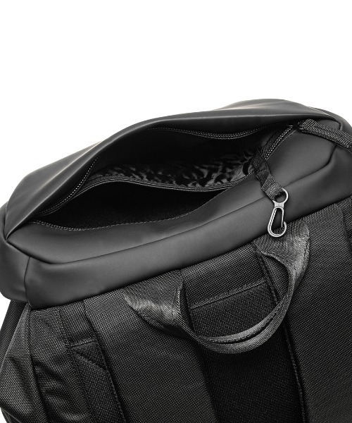 KLON(クローン)の「KLON MATTE COATED RUCK SACK-VAN BLACK(バックパック/リュック・レディース・ブラック・FREE)」の18枚目の写真