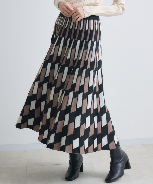 Paradise Picnic（パラダイスピクニック）の「幾何柄ニットスカート（スカート・レディース・ブラウン/グレー・FREE）」の2枚目の写真
