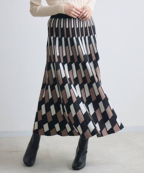 Paradise Picnic（パラダイスピクニック）の「幾何柄ニットスカート（スカート・レディース・ブラウン/グレー・FREE）」の8枚目の写真