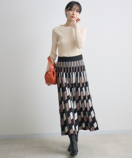 Paradise Picnic（パラダイスピクニック）の「幾何柄ニットスカート（スカート・レディース・ブラウン/グレー・FREE）」の6枚目の写真