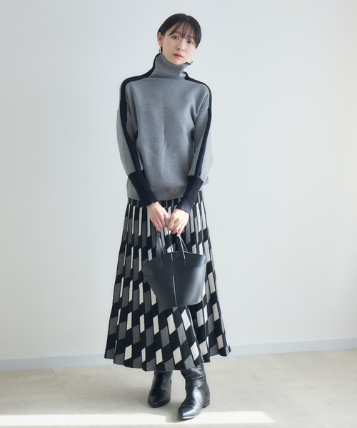 Paradise Picnic（パラダイスピクニック）の「幾何柄ニットスカート（スカート・レディース・ブラウン/グレー・FREE）」の16枚目の写真