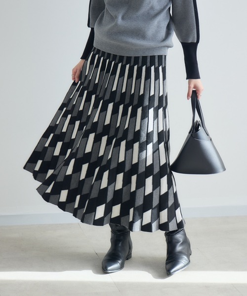 Paradise Picnic（パラダイスピクニック）の「幾何柄ニットスカート（スカート・レディース・ブラウン/グレー・FREE）」の20枚目の写真