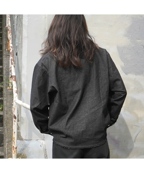 BEN DAVIS（ベンデイビス）の「《BEN DAVIS》DENIM HALF ZIP SHIRT（シャツ/ブラウス・メンズ・インディゴブルー/ブラック系その他・MEDIUM/LARGE/X-LARGE）」の3枚目の写真