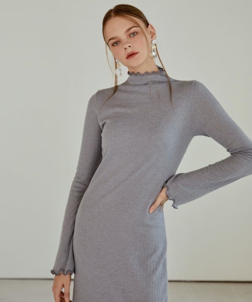 ETMON(エトモン)の「Layered Slim Long Dress Light Blue(ワンピース・レディース・その他・FREE)」の3枚目の写真