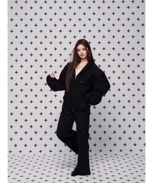 andwang（アンドワン）の「kirakira jewel pants（スラックス・レディース・ベージュ/グレー/ブラック・SMALL/MEDIUM）」の8枚目の写真