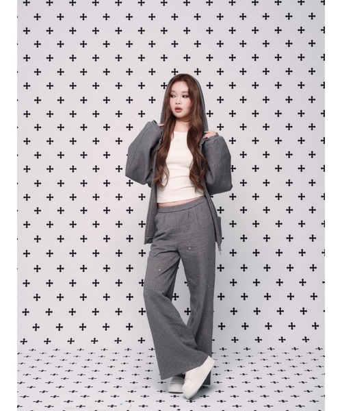 andwang（アンドワン）の「kirakira jewel pants（スラックス・レディース・ベージュ/グレー/ブラック・SMALL/MEDIUM）」の19枚目の写真