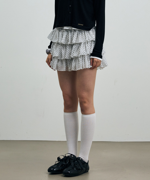 ARI(アリ)の「MINI HEART CANCAN SKIRT PANTS / WHITE(スカート・レディース・ホワイト・FREE)」の2枚目の写真