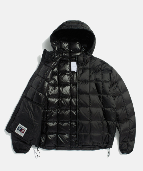 ESPIONAGE（エスピオナジ）の「Hooded Light Down Jacket Black（ダウンジャケット/コート・レディース・その他・MEDIUM/LARGE/X-LARGE）」の3枚目の写真
