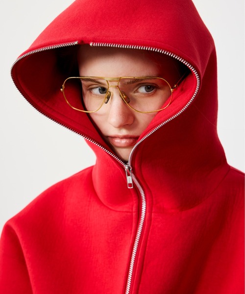 BEAMS(ビームス)の「フルフェイス ジップアップ フーディ 【ワイドショートフィット】(パーカー・メンズ・ブラック/レッド・S/M/L/XL)」の1枚目の写真