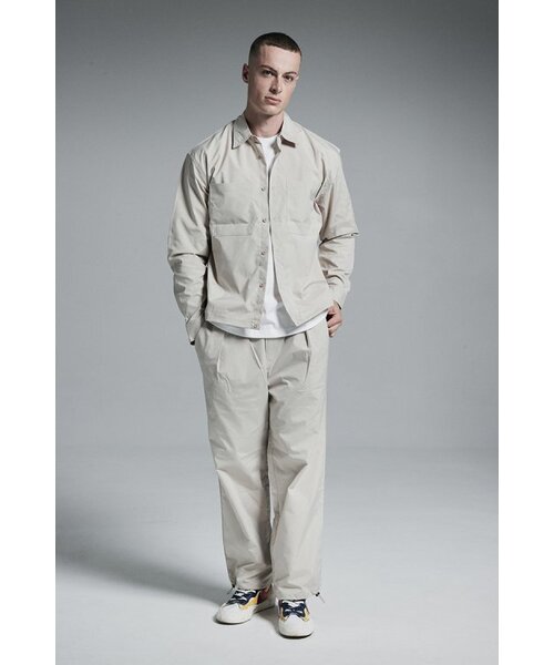 APOSTROPHE COMMA(アポストロフィコンマ)の「ストリングナイロンワイドパンツ(アイボリー)(スウェットパンツ・メンズ・その他・MEDIUM/SMALL/LARGE)」の5枚目の写真