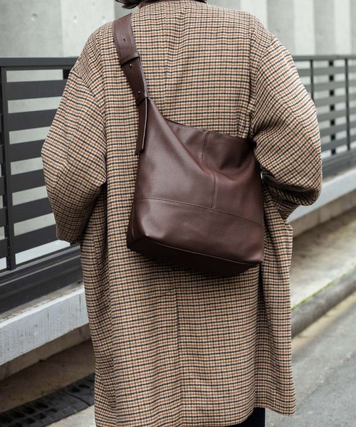 RAGEBLUE（レイジブルー）の「フェイクレザー/ショルダートートバッグ（ショルダーバッグ・メンズ・ブラック/ブラウン・FREE）」の11枚目の写真