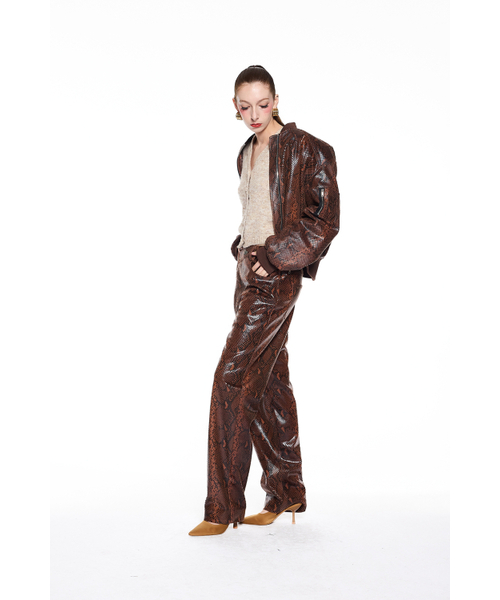 GREEDILOUS（グリディアス）の「Asymmetrical Faux-Snake Pants（その他パンツ・メンズ・その他・S/M/L/XS）」の5枚目の写真
