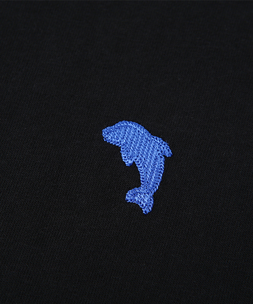 DOLPHIN WAVE APPAREL（ドルフィンウェーブアパレル）の「[2PACK]ドルフィンミニチェーン刺繍16手マンツーマンブラック＆ブラック（スウェット・メンズ・ブラック×ブラック・MEDIUM/LARGE/X-LARGE）」の7枚目の写真